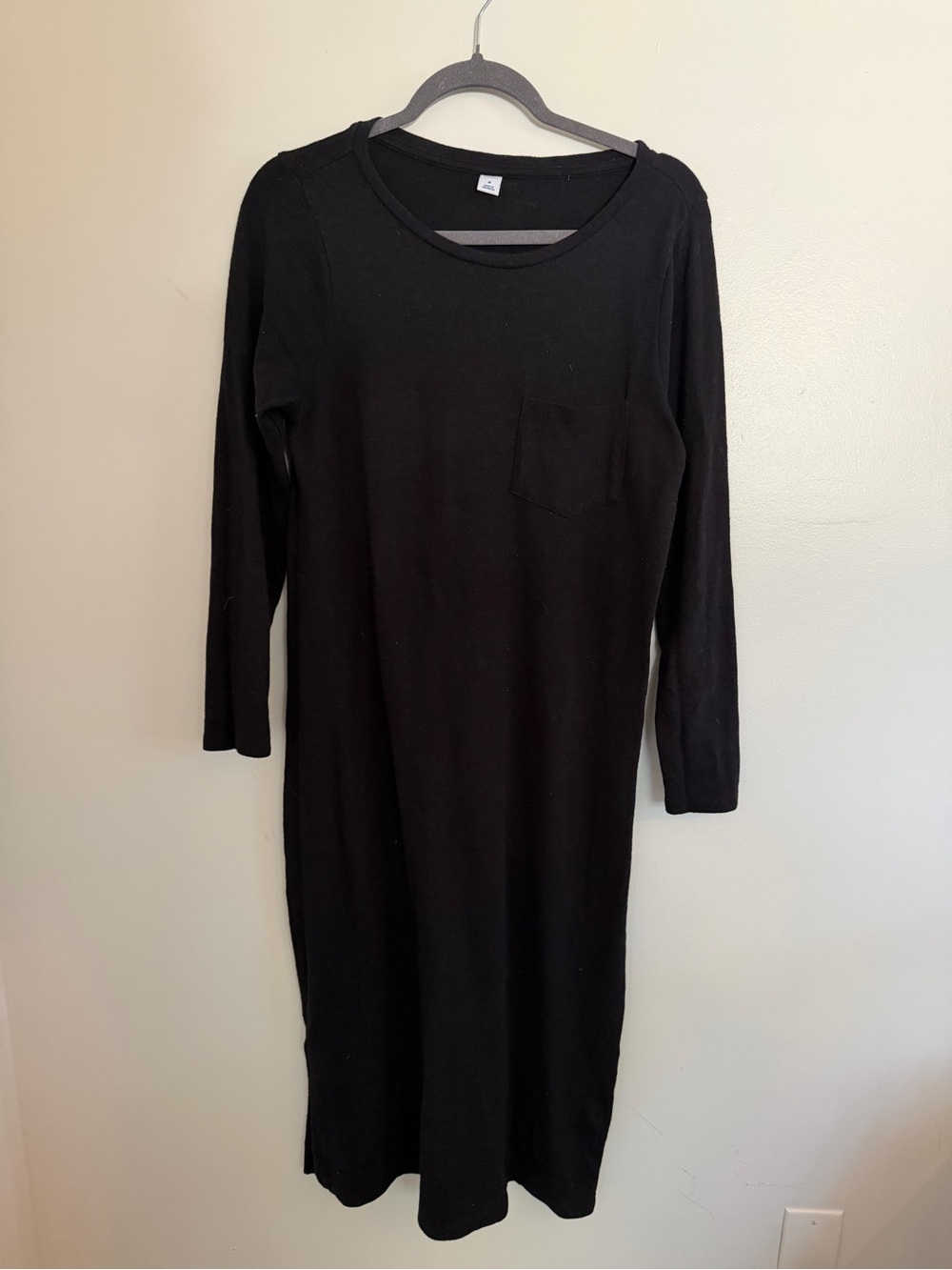 Old Navy Black Long Sleeve Pocket Midi Dress